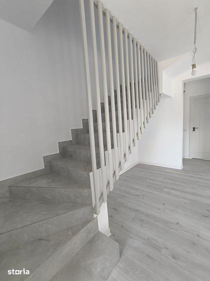 Casă cu 4 camere cu Teren 325 Mp în Valea Adâncă