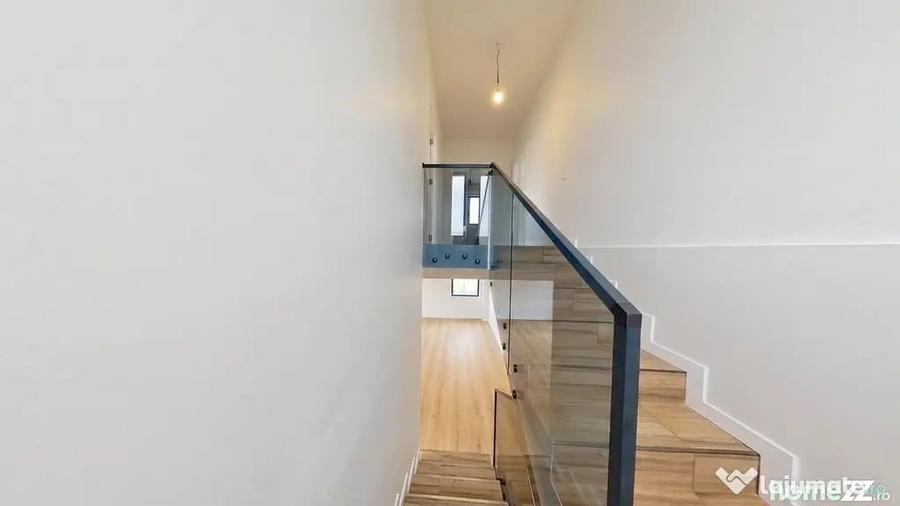 Casă cu 5 camere cu Teren 420 Mp în Central