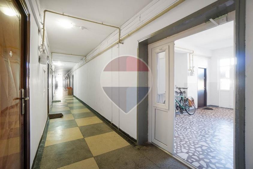 Apartament cu 2 camere nedecomandat, mobilat în Noua