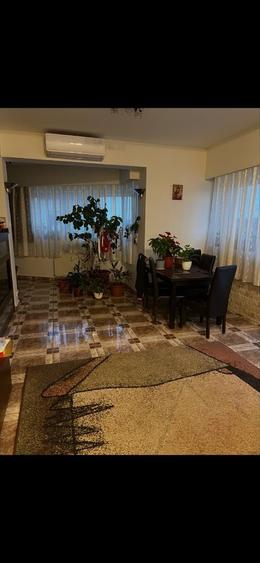 Apartament cu 3 camere în Tilișca