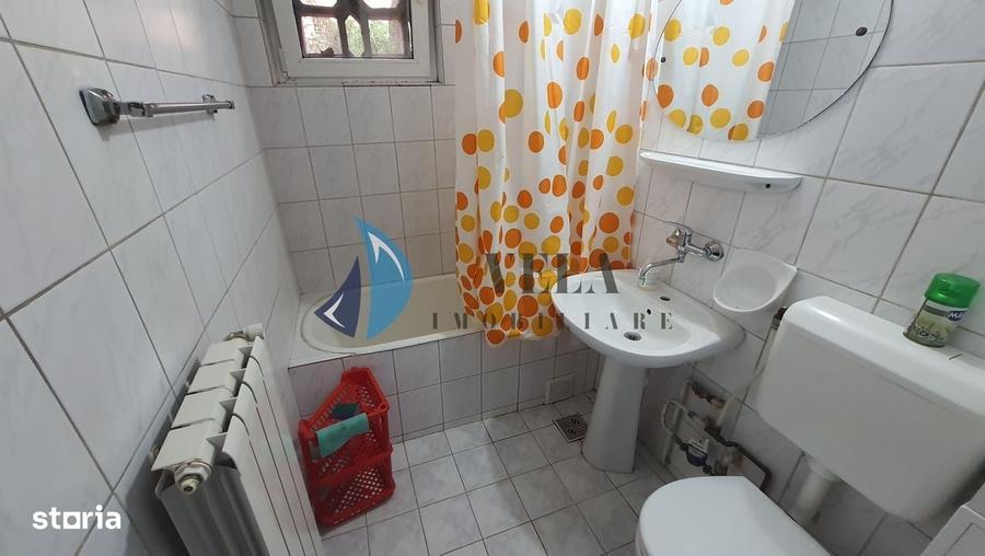 Apartament cu 4 camere decomandat în 7 Noiembrie