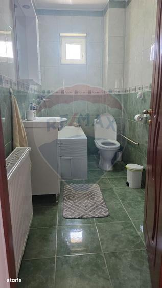 Casă cu 4 camere în Vale