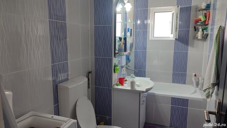 Apartament cu 4 camere decomandat în Nicorești