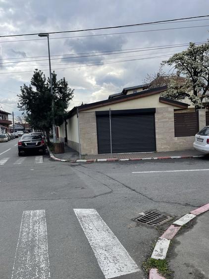 Casă cu 3 camere cu Teren 340 Mp în Central