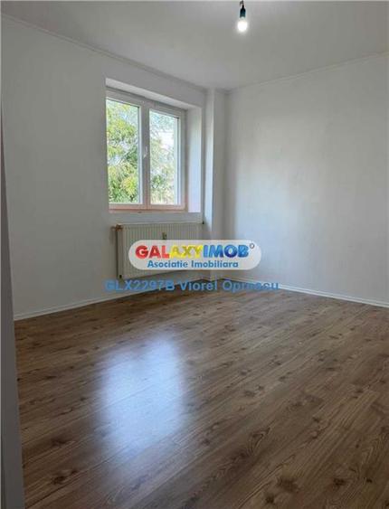 Apartament cu 2 camere decomandat în Titan