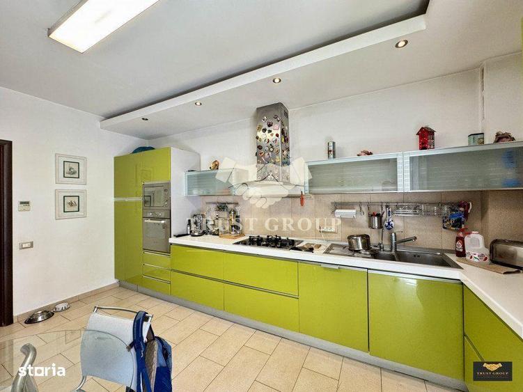Apartament cu 4 camere decomandat în Herăstrău