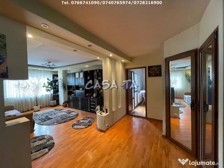 Apartament cu 4 camere decomandat în Central