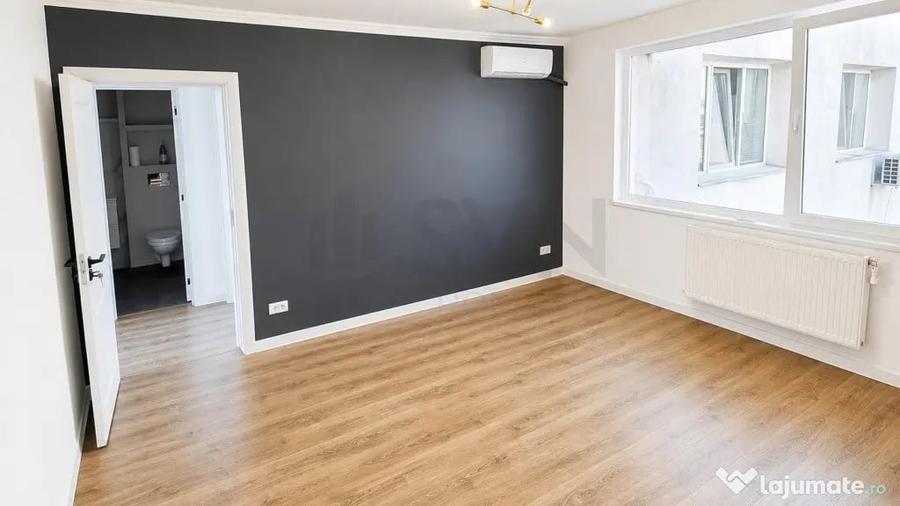 Apartament cu 3 camere semidecomandat în 1 Mai