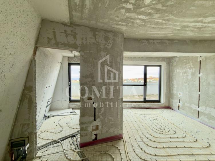 Apartament cu 4 camere semidecomandat în Zorilor