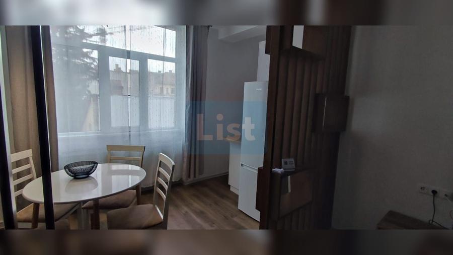 Apartament cu 2 camere semidecomandat în Gruia