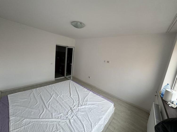 Camera camin Liceul Costin Nenitescu - 2