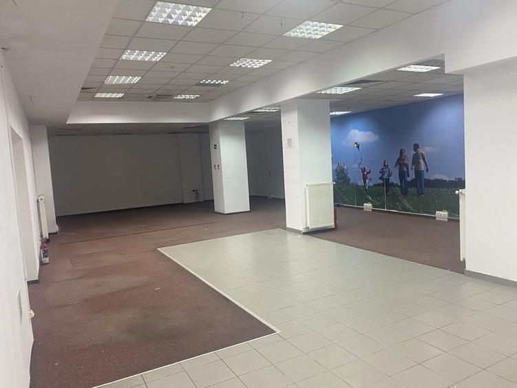 Calea Victoriei- Sala Palatului, spatiu comercial de inchiriat 163 mp - 2