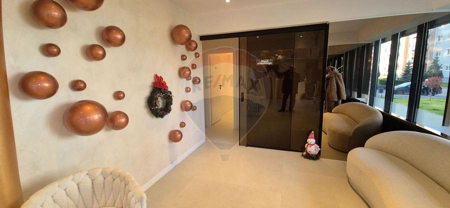 Spațiu comercial - 18mp de închiriat /cartierul Avantgarden - 14