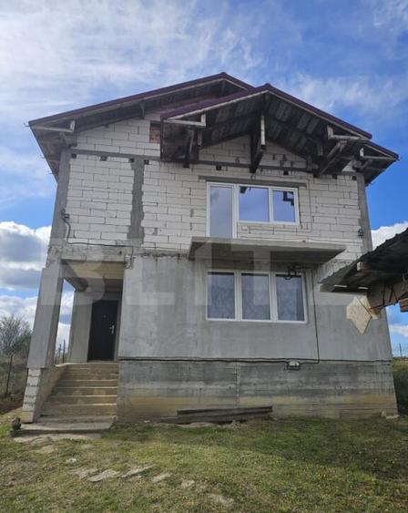 Casa la rosu/semifinisata, P+E, 139 mp utili, 523 mp teren, - 8