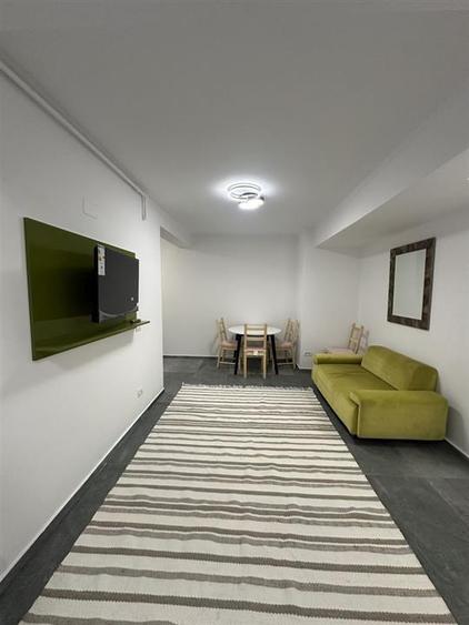 Apartament 3 camere cu balcon zona Calea Surii Mici - 1