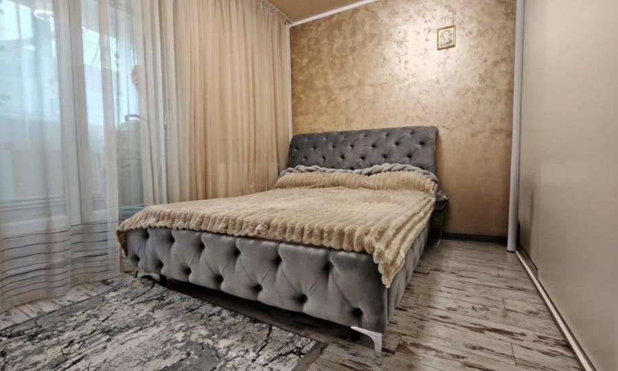 Apartament renovat si mobilat, gata de mutat - 2