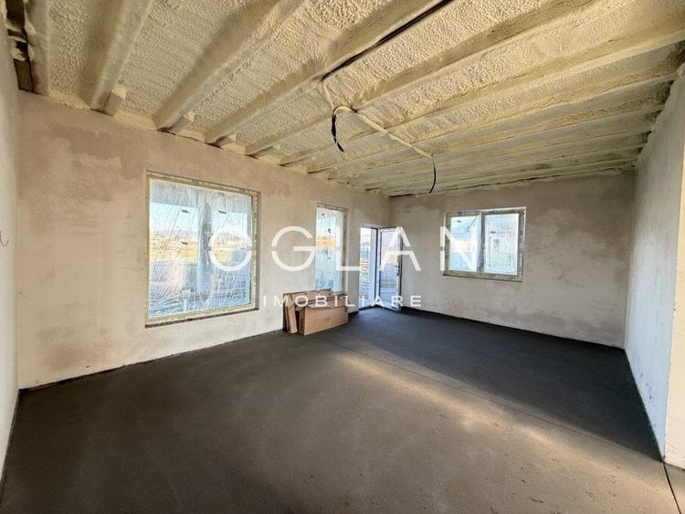 Casa tip duplex , curte libera 340 mp, Cristian - 11