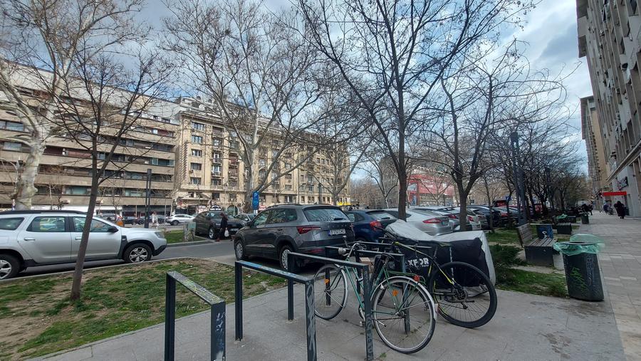 PIATA ROMANA -BLOCUL EVA 2cam LUX - 1