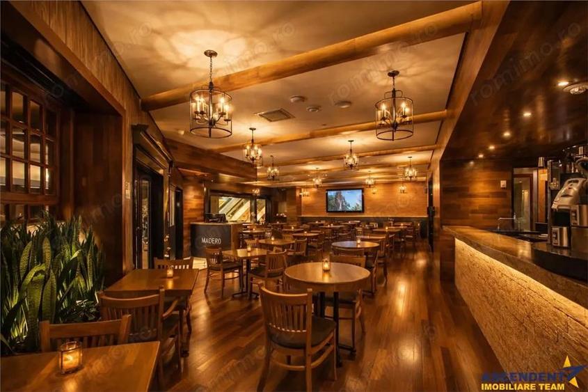 Film! Remarcabila functionalitate si distinctie, Central, Brasov, - 1