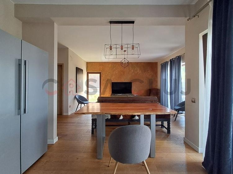 Apartament pe 2 nivele la vilă + Curte, Piscină, Saună și garaj, Gruia!! - 1