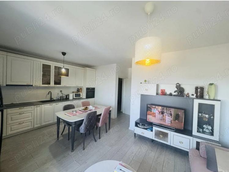 Particular, vand apartament spatios zona Petrom City - Casa Presei - 3