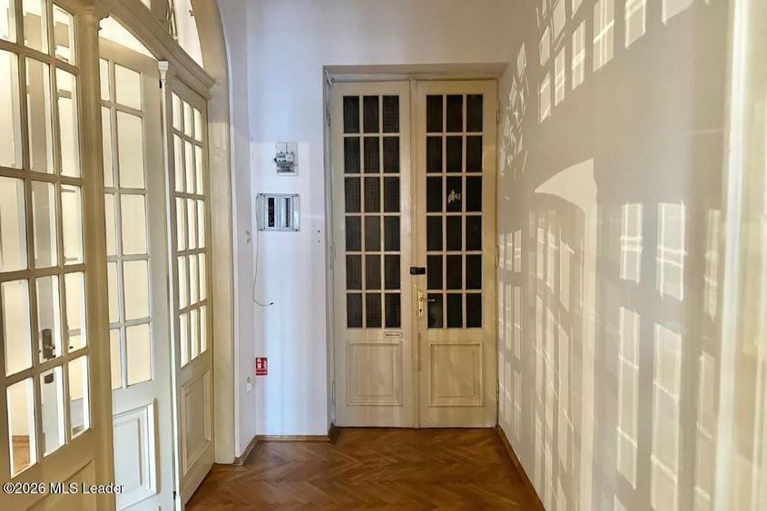 B-dul Carol Nr. 59, 219 mpu, 8 Camere, Etaj 1 din 3, Balcoane 11 mp! - 7