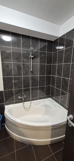 Inchiriez garsoniera in Militari Residence - 5