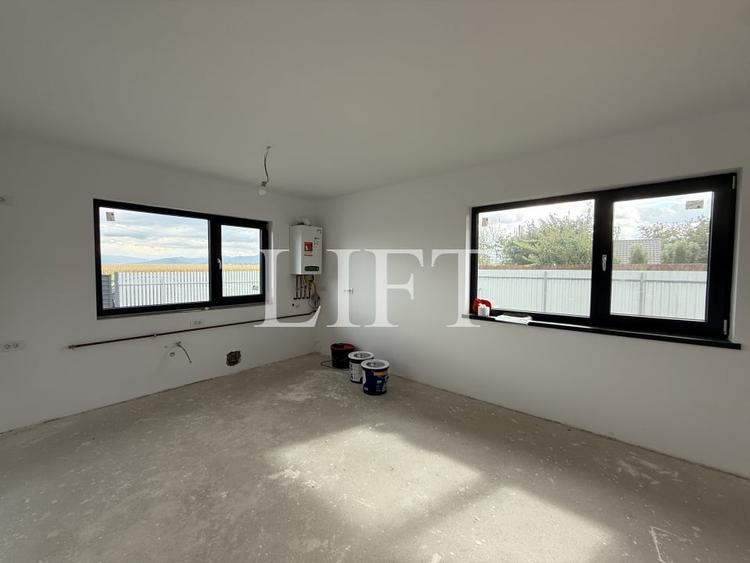 Casa de 4 camere, 93mp utili, Tarlungeni - Cartier izvor - 9