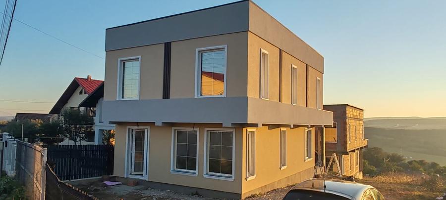 Casa cu etaj in Botosani, zona Politia Rutiera - 1