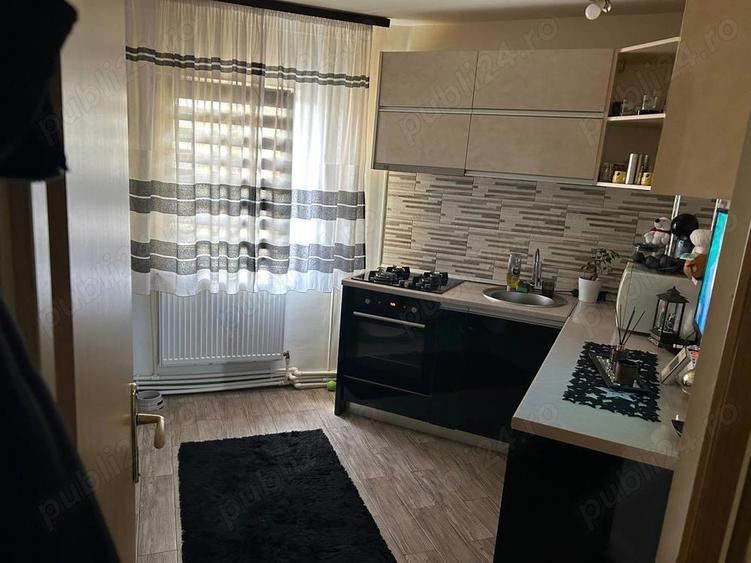 Vand apartament 2 camere decomandat gavana 3 - 3