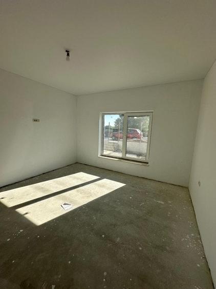 Casa compusa din 4 camere de vanzare, situata in Valu lui Traian - 15