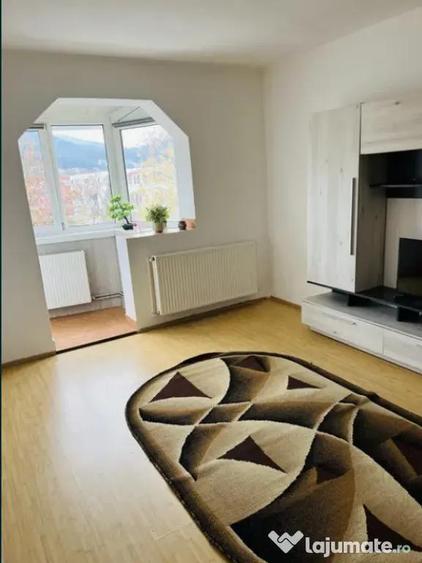 Apartament 2 camere, decomandat - zona Sacele - 1