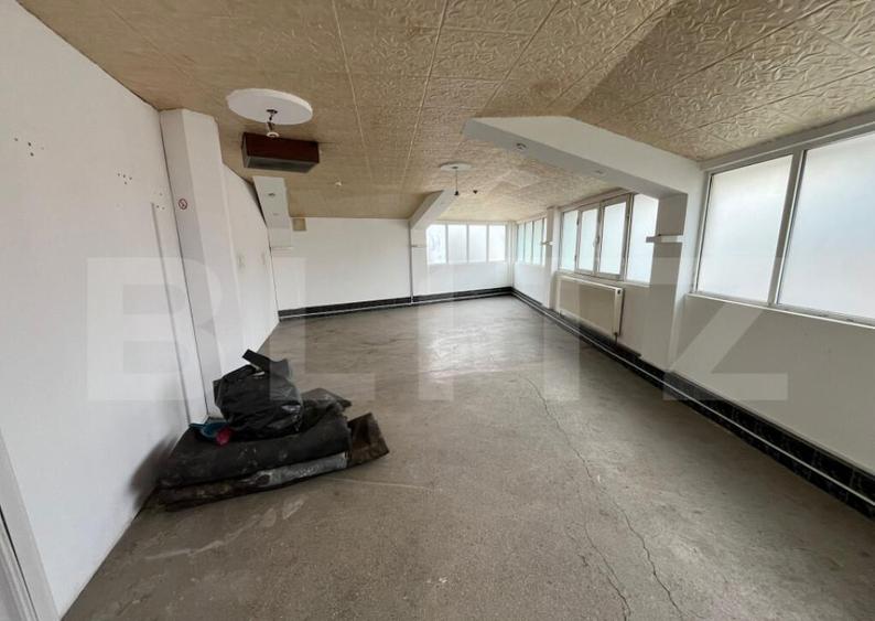 Spa?iu comercial 220 mp utili Picior de Munte, ideal pe - 6