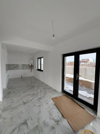 Casa Individuala - Parter + Etaj - Teren 360 mp - Mutare Imediata - 15