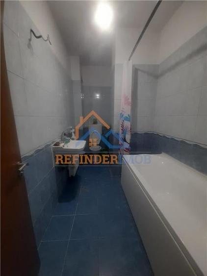 Garsoniera spatioasa zona Salaj - 8