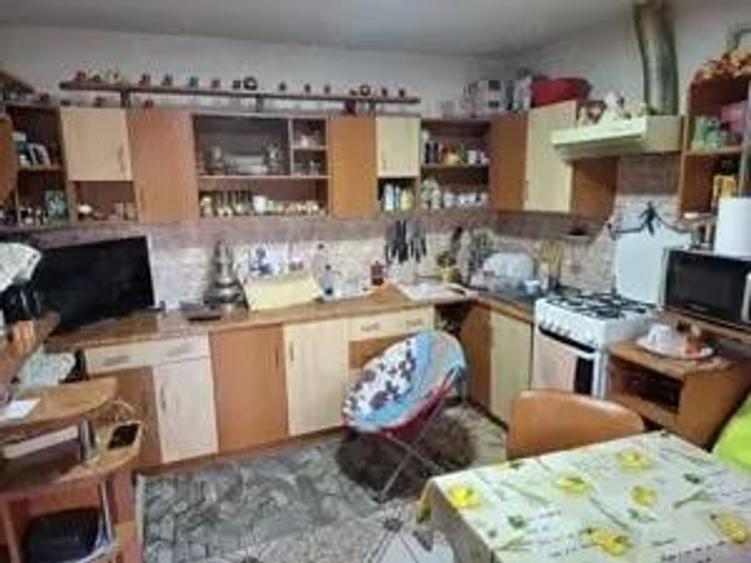 Casa curte de vanzare Sos Salaj - 4