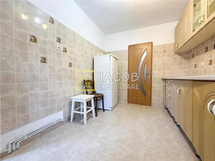 Apartament 2 camere decomandat - Energiei, Bacau - la 2 min de Centru - 10