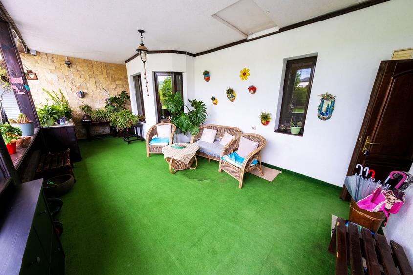 Proprietate unica, independenta energetic, zona Bucium - 34