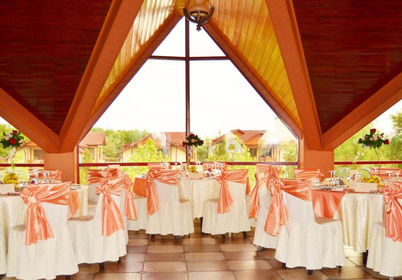 {Afacere la Cheie} Complex Turistic | Cazare, Salon Evenimente, Terenuri Sport - 5