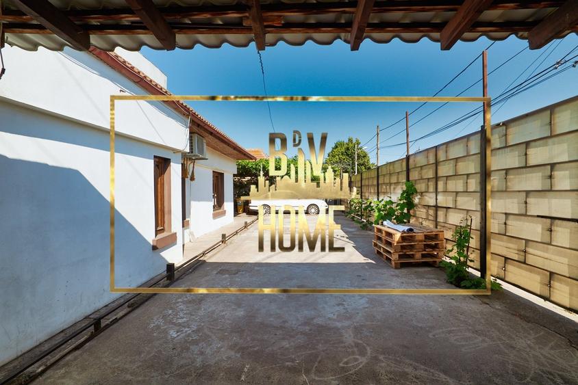 Cladire cu spatiu comercial, 2 apartamente si casa la sol, VANZARE - 10