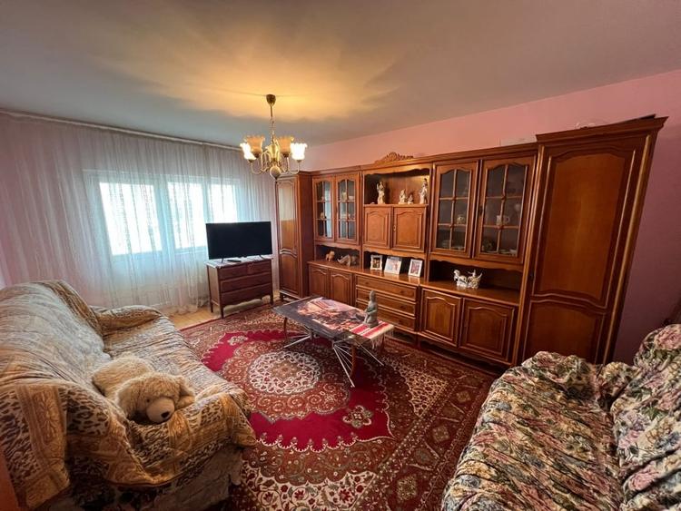 Ap. 3 camere de inchiriat Centru - 10