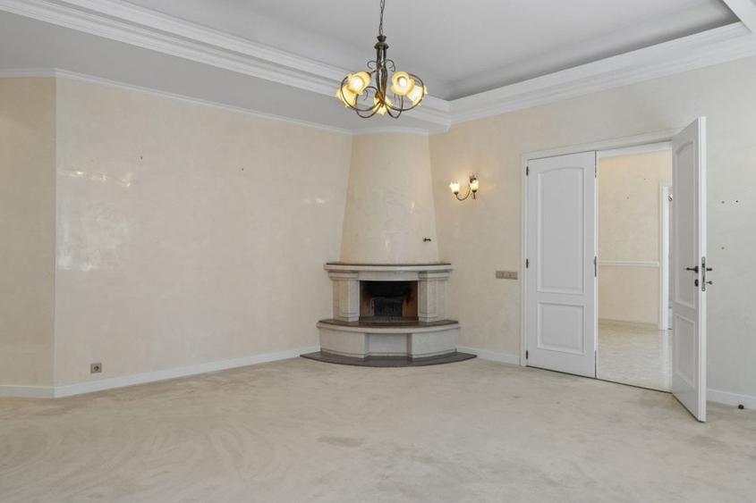 Vila de inchiriat cu 13 camere langa Bulevardul Lascăr Catargiu - 17