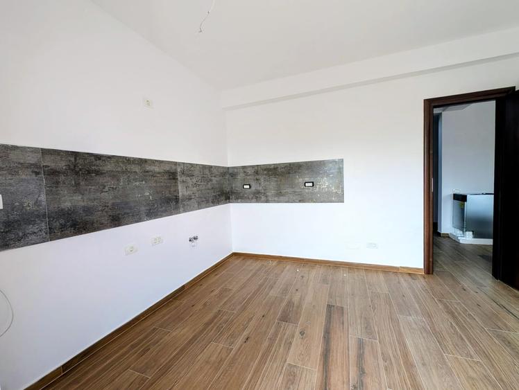 Parc,promenada-Chiajna,case elegante P+E+M gata de mutare,finisaje calitative - 6