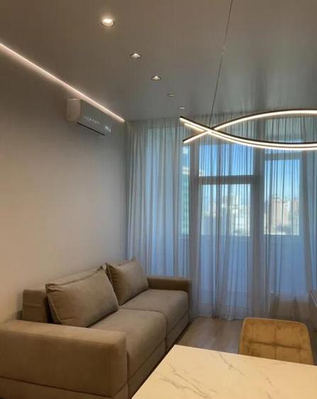 2 Camere de vanzare zona Unirii - 1