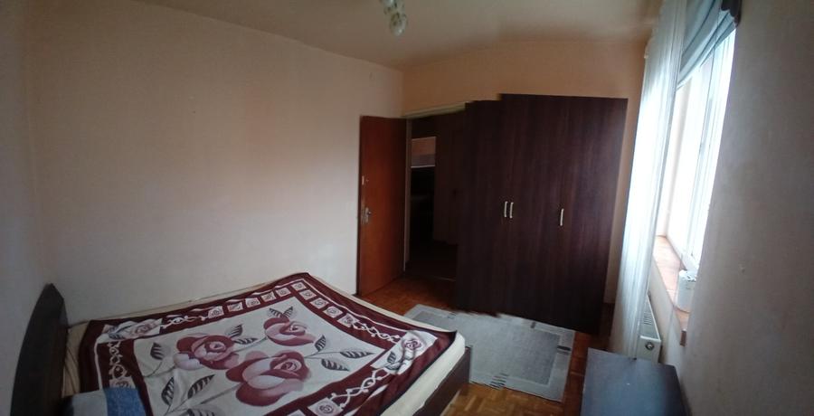 proprietar, inchiriez apartament 3 camere decomandat in Strand - 5