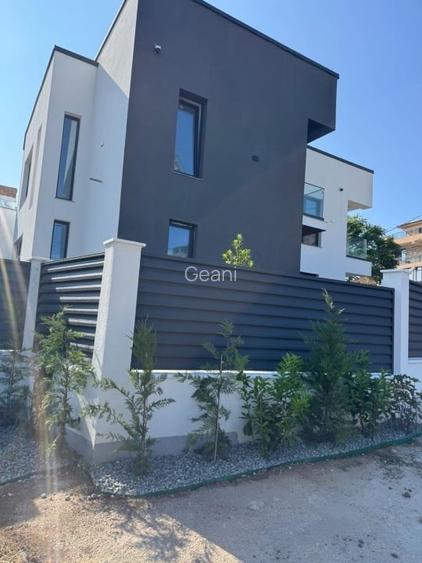 Casă individuală cu 4 camere în Central
