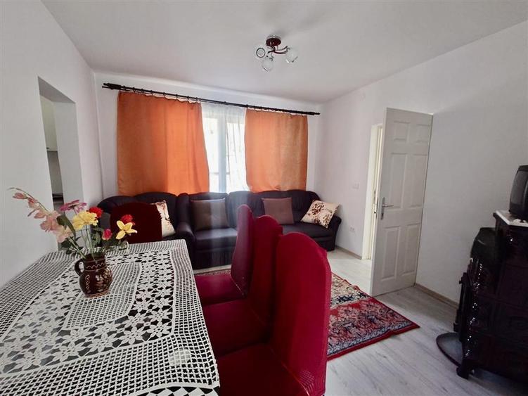 Casă individuală cu 4 camere cu Teren 7650 Mp în Mihăileni