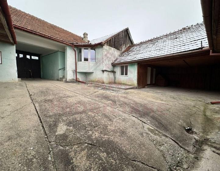 CASĂ DE V&Icirc;NZARE &Icirc;N ILOVA\7 CAMERE, JUD.CARAȘ-SEVERIN - 6