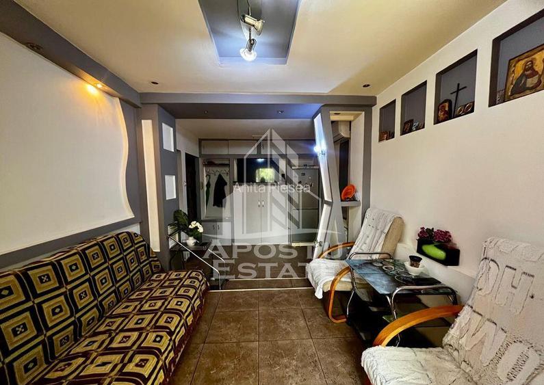 Apartament 2 camere,decomandat,zona Lipovei Apartament 2 camere,decomandat,zona Lipovei