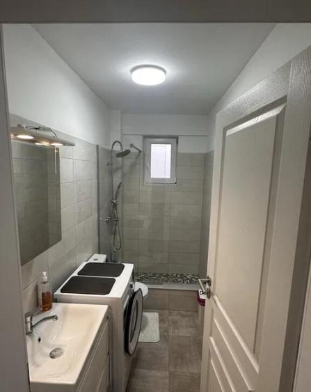 Apartament cu 2 Camere Decomandate Etaj 1 - Zona Burdujeni - 3